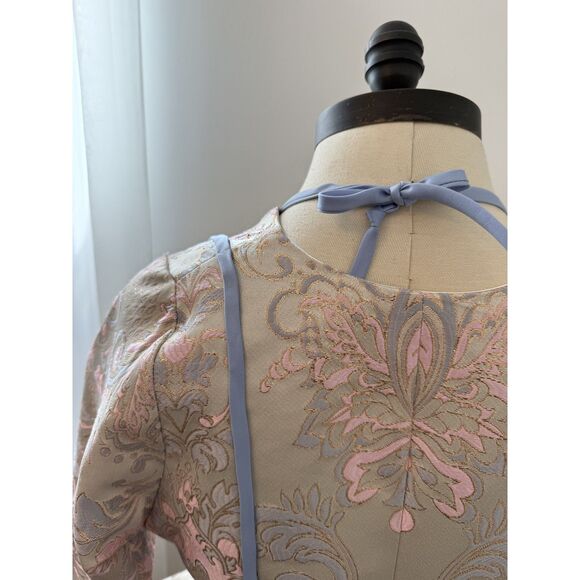 Handmade Marie Antoniette costume/cosplay - Picture 9 of 12